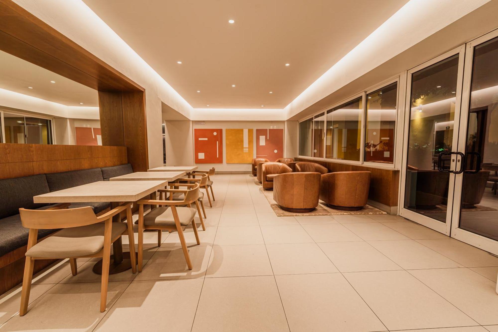 Comfort Inn Monterrey Valle San Pedro Garza Garcia Eksteriør billede
